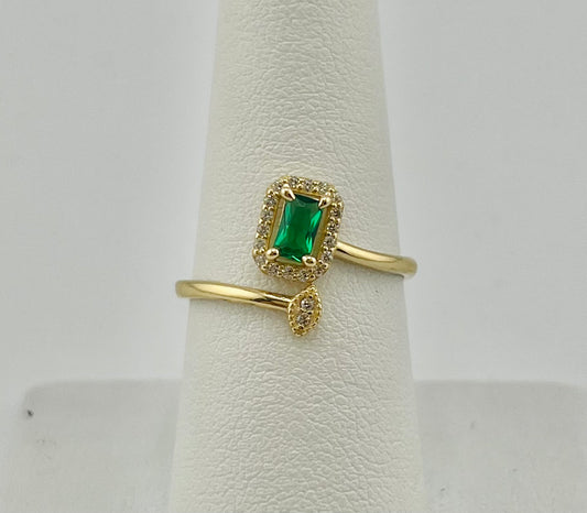 14k ring with big green stone