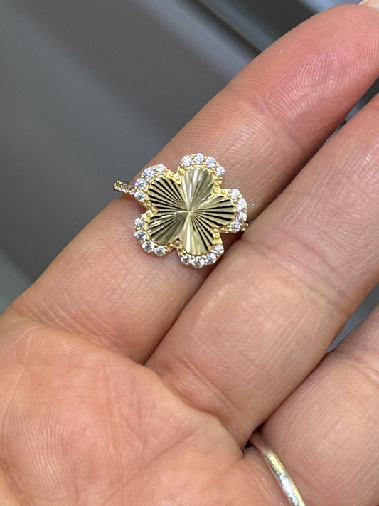 14k ring flower