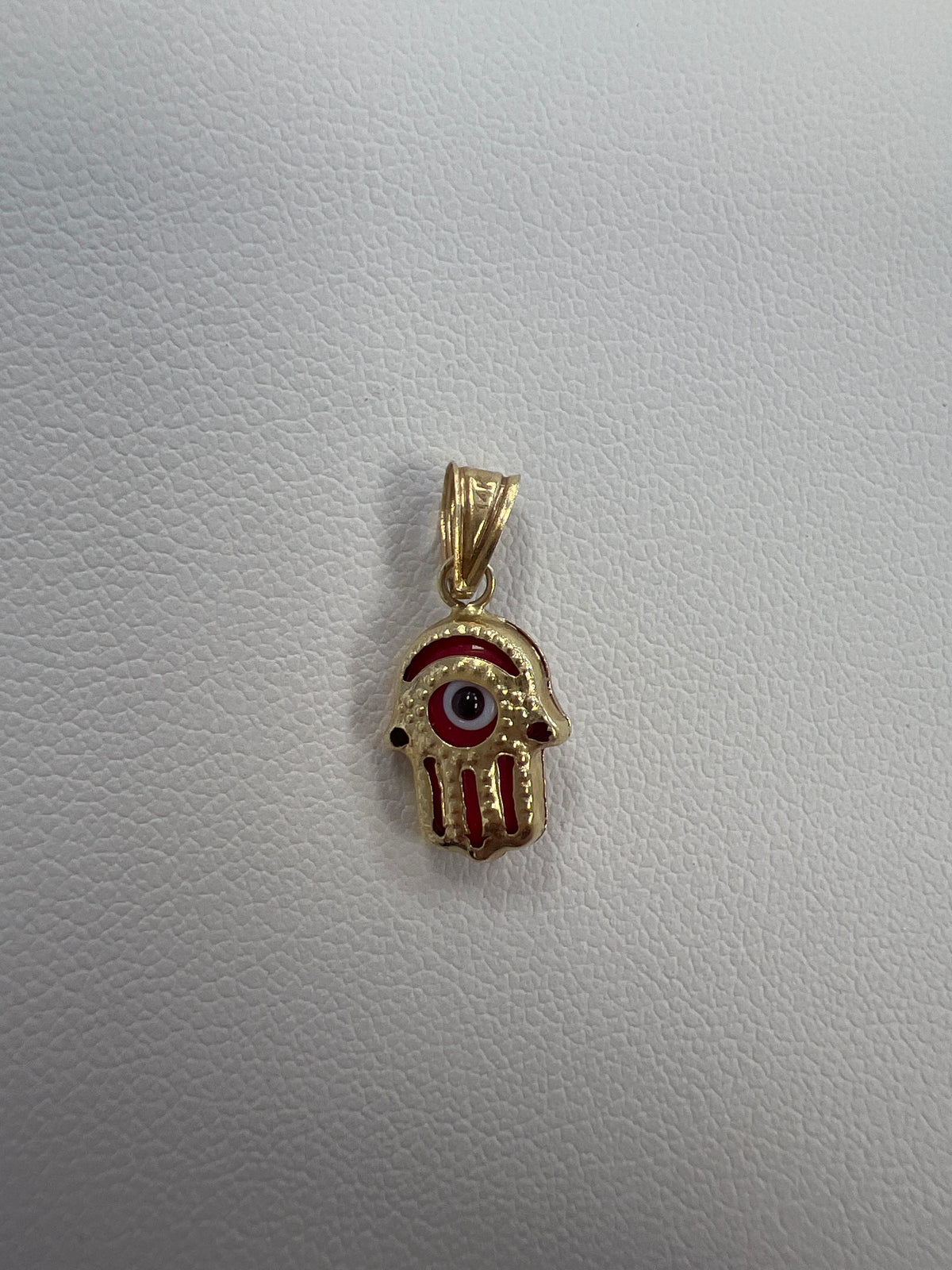 14k red mano de Fátima pendant