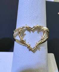 14k ring  ladies  heart karolg style
