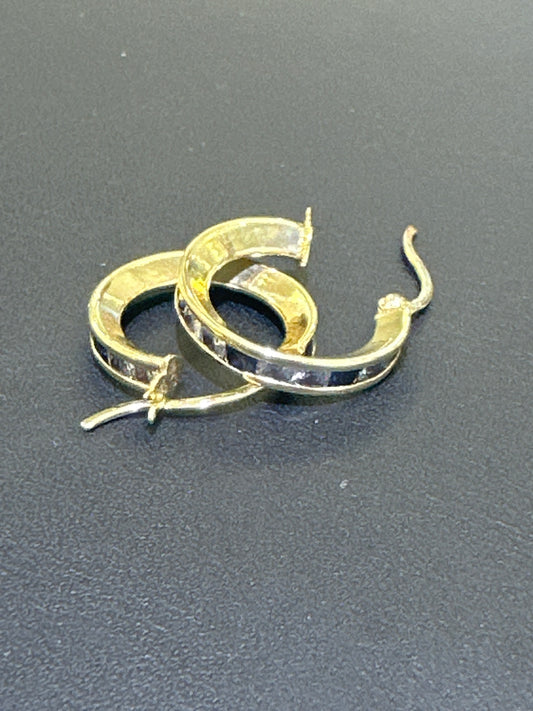 14k Earring huggies green stones