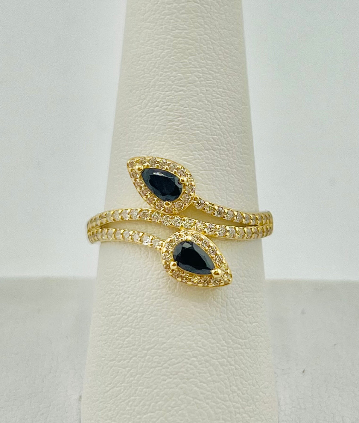 14k double leaf ring with black stones