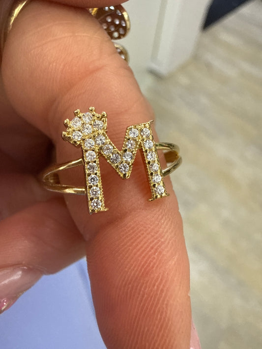 14k Ring letter M with stones