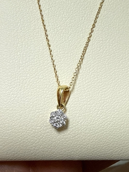 14k diamonds flower  necklace