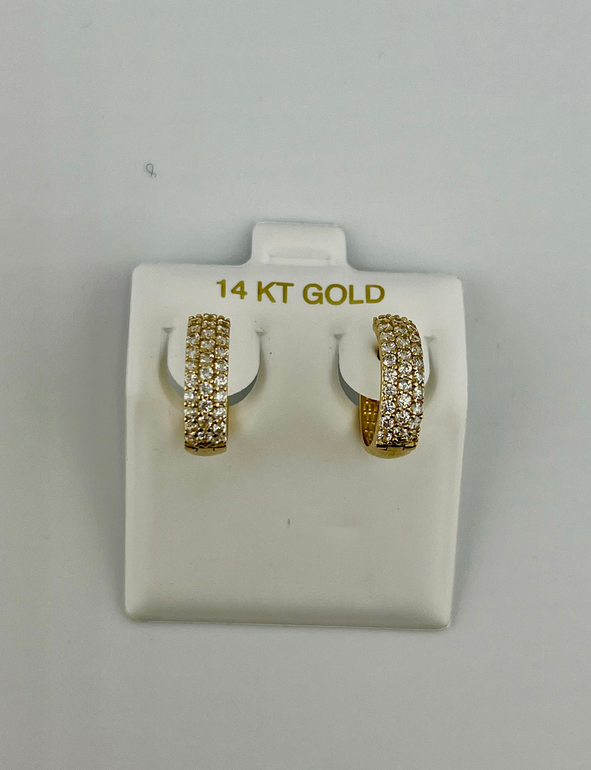 14k ladies earring hoop with stones hugies