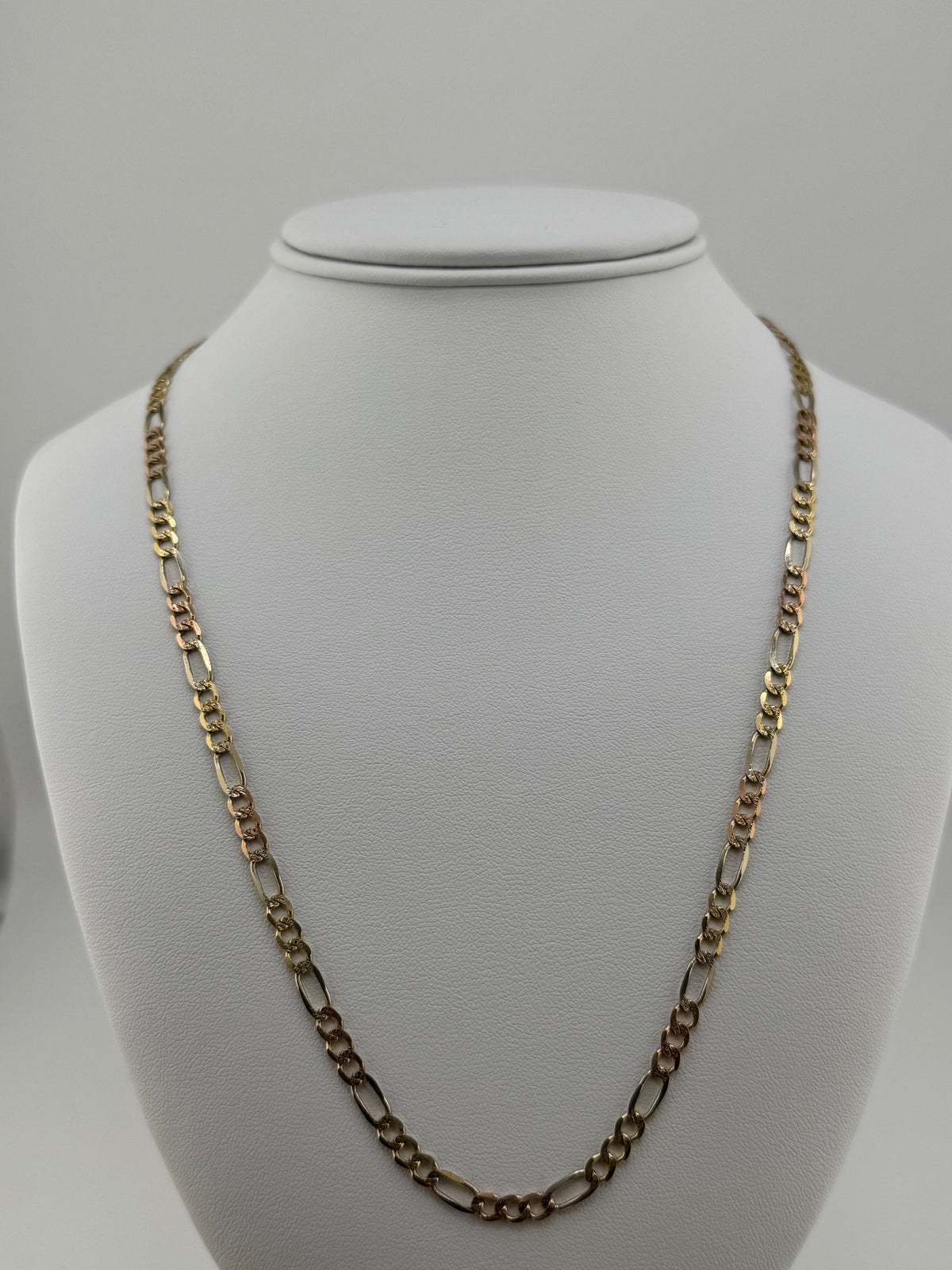 14k Figaro necklace 22' 4.3mm