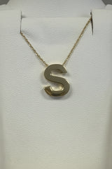 14k letter S necklace 2.47g