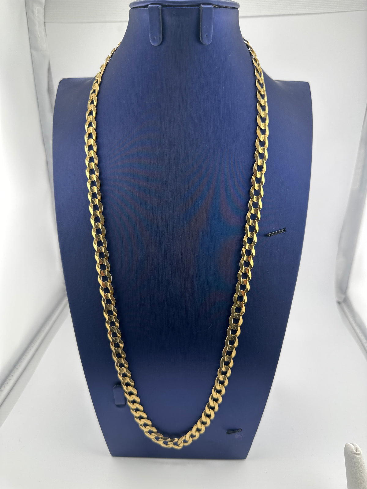 14k Necklace cuban style plain  30” 9.4mm