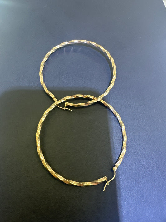 14k Earring big hoop yellow gold twisted
