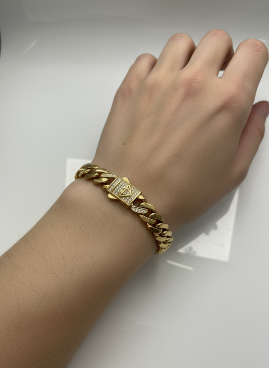 14k Monaco bracelet with diamond cut  8” 8.5mm