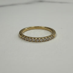 LADIES BAND 0.15CT ROUND DIAMOND 14K YELLOW GOLD (SI QUALITY)
