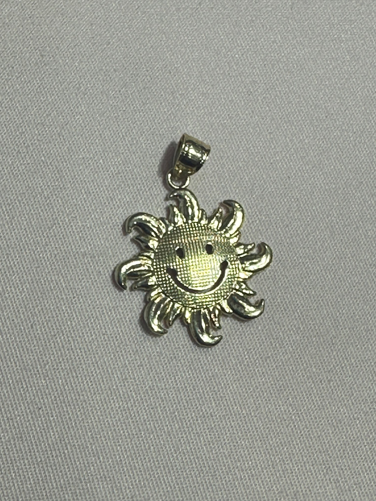 Pendant sun