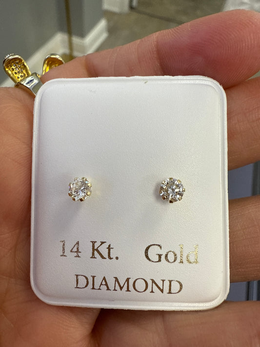 14k diamond studs earrings 0.20ct