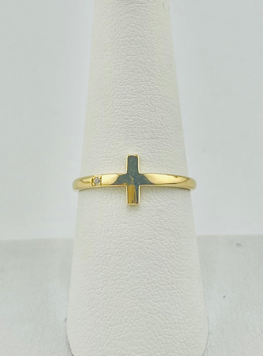 14k cross ring with one stone