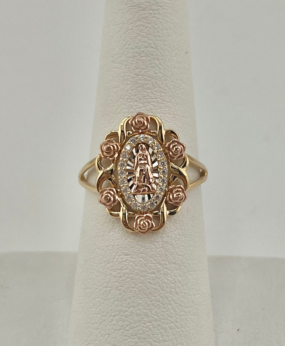 14k 3color virgin Guadalupe ring with flowers