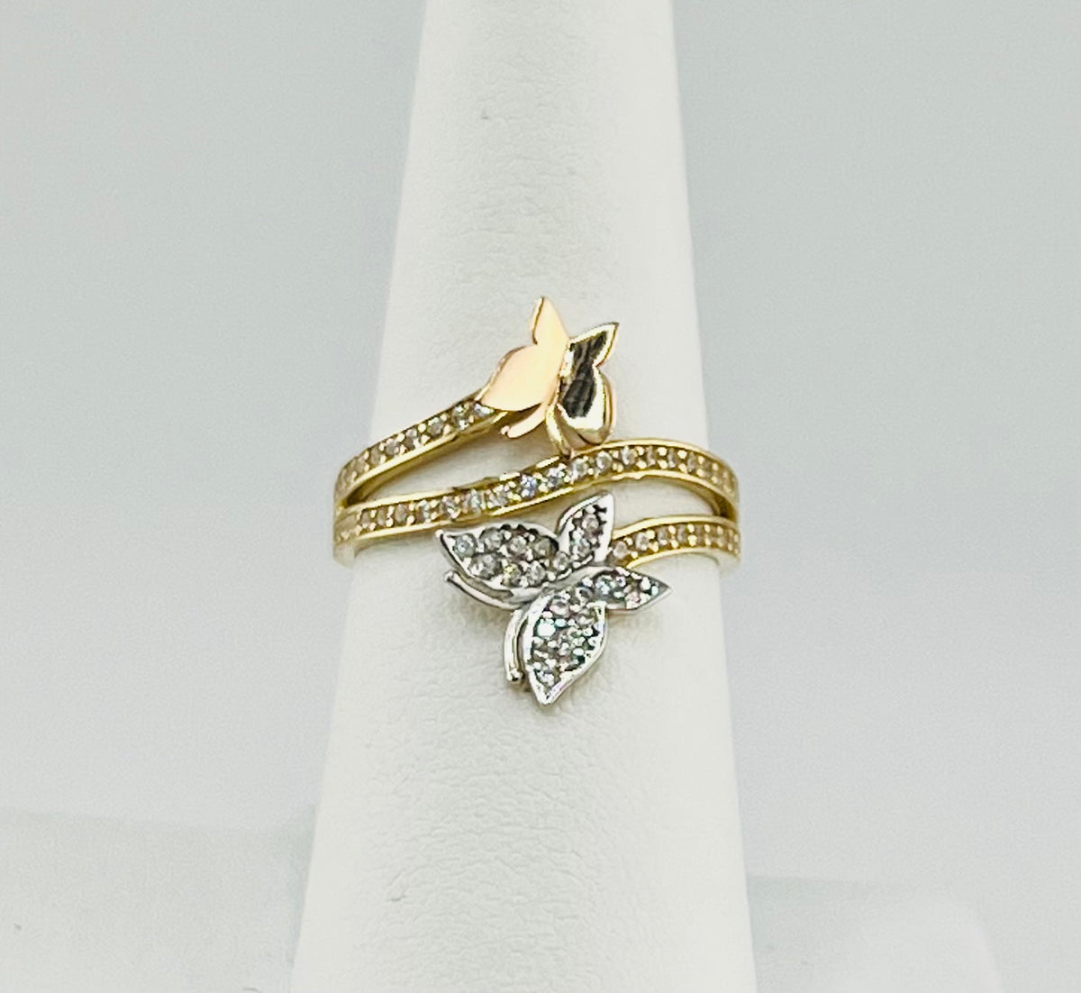 14k tri-colored ring with butterflies and stones