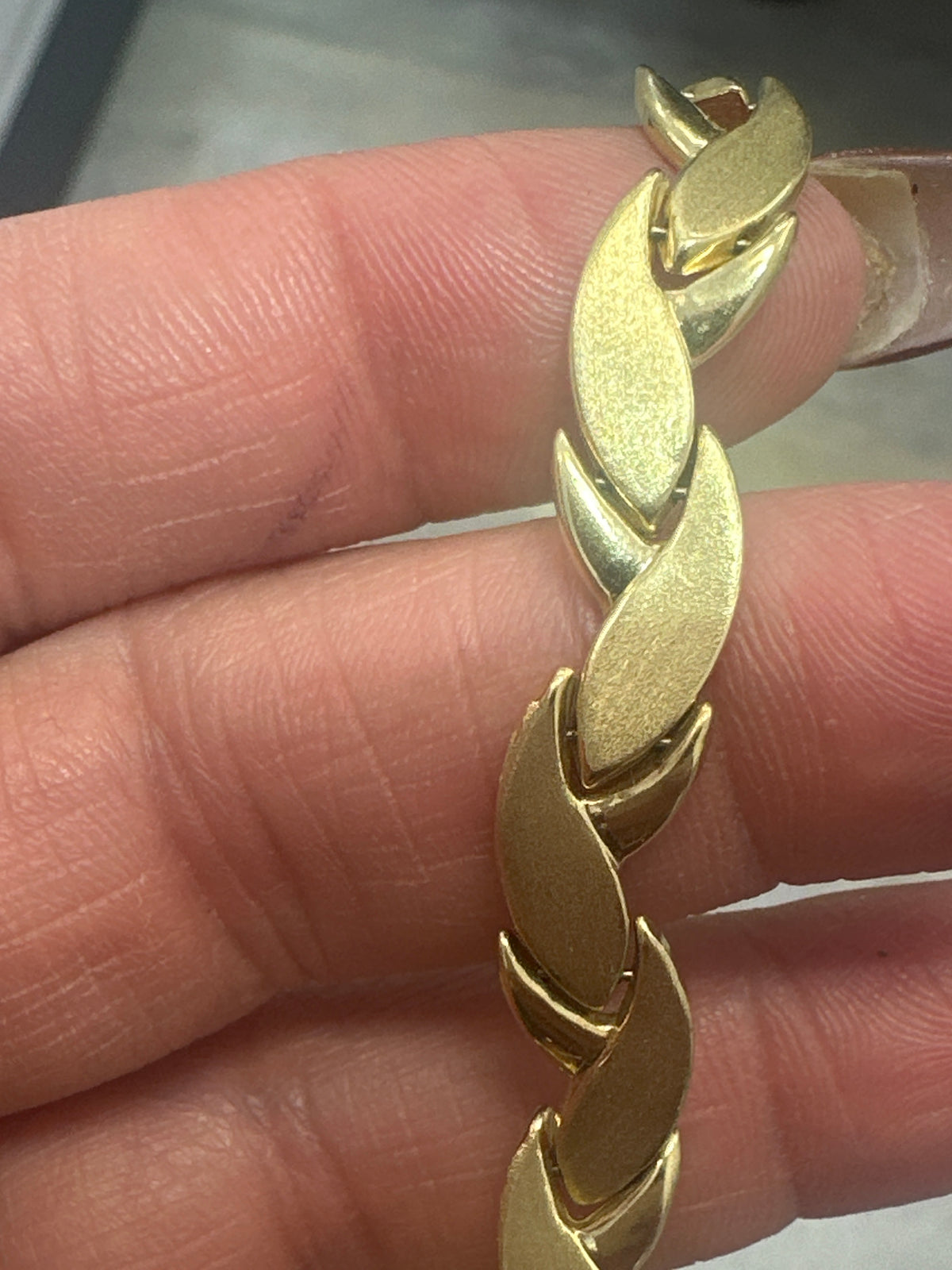 14k leafs yellow bracelet