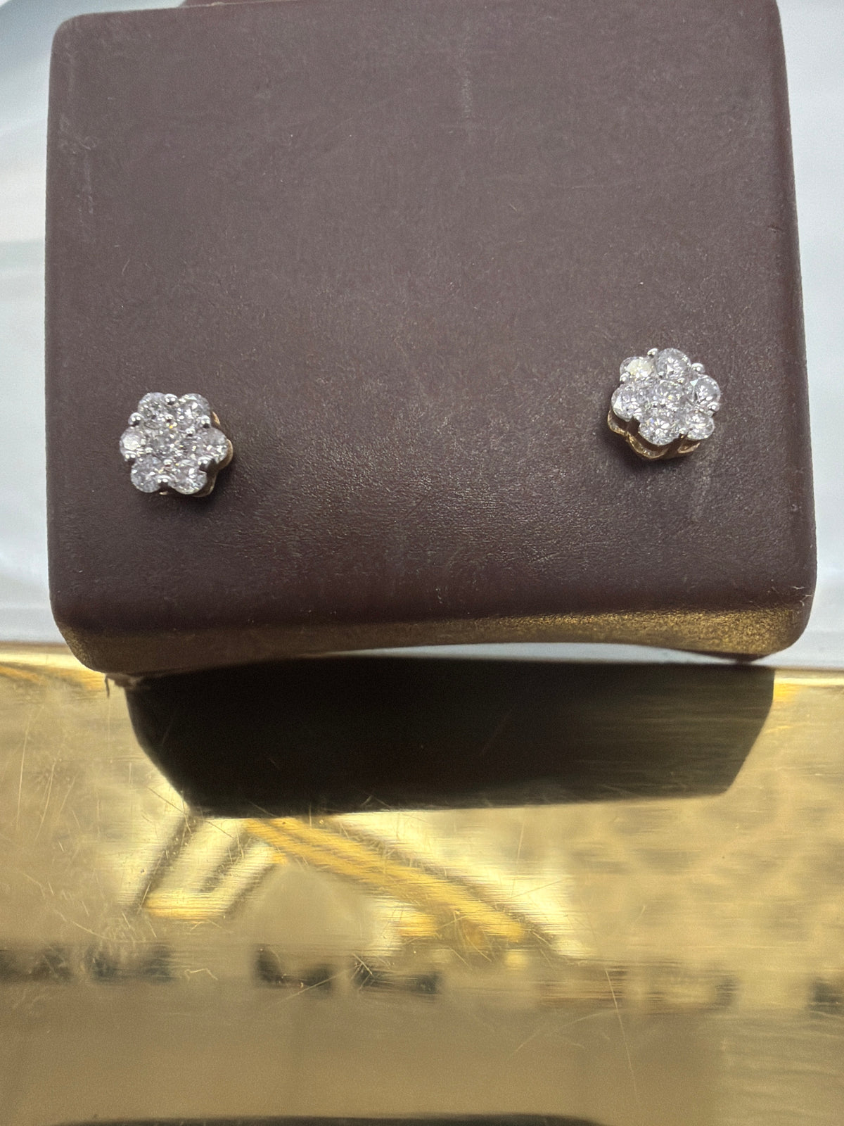 14k diamond earing 0.15ct