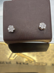 14k diamond earing 0.15ct