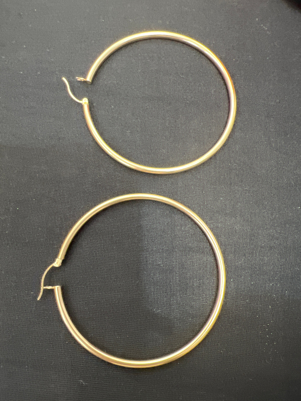 14k Earring big hoop 2 1/2 mm