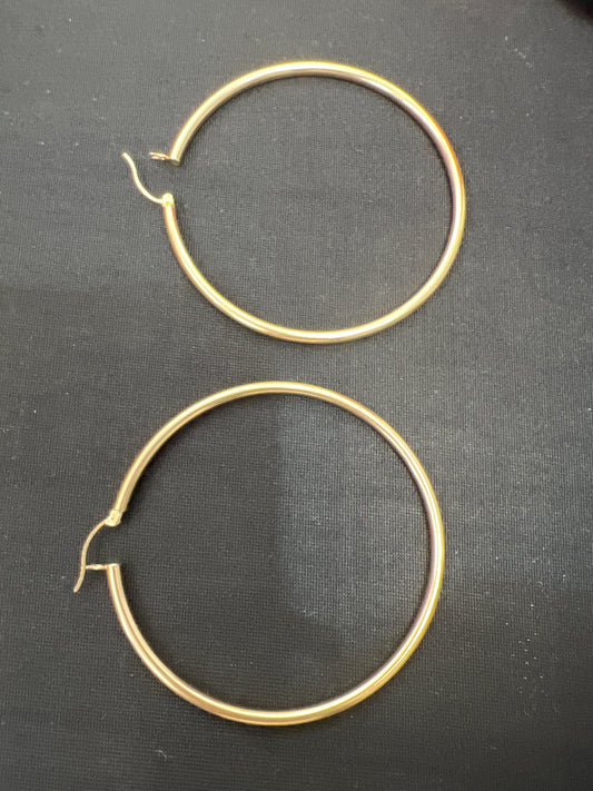 14k Earring big hoop 2 1/2 mm