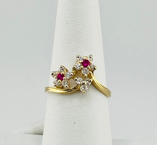 14k flower ring with red and white stones