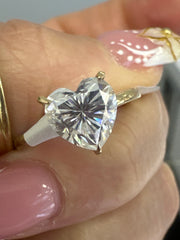 14k round  moissanite stone square stone engagement