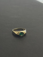 14k kids green stone ring