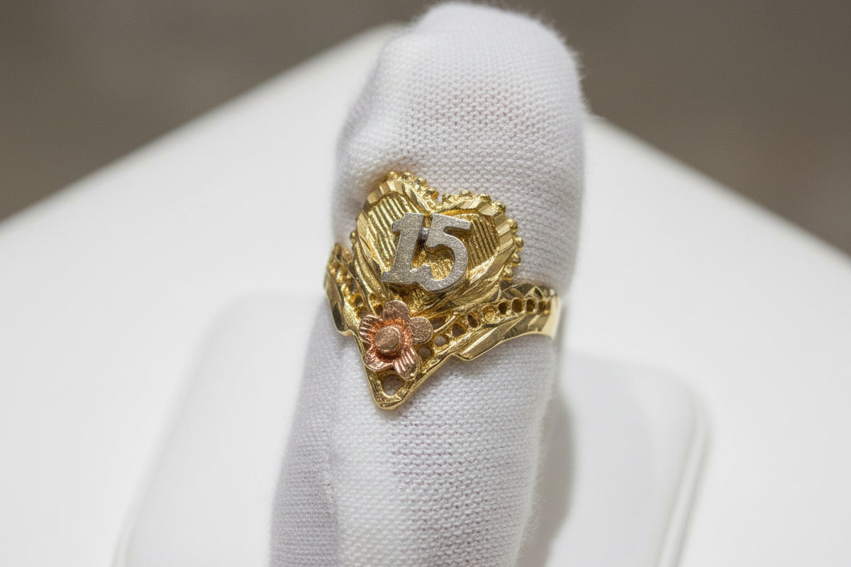 14k Quince (15) heart with pink gold flower