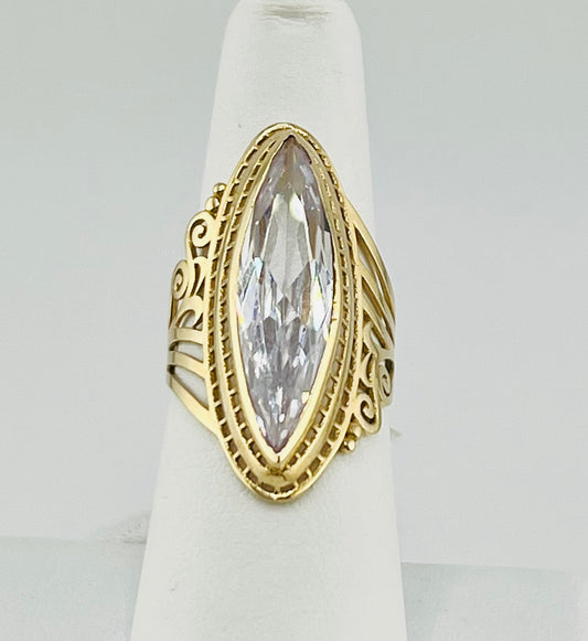 14k oval stone ring with swirls