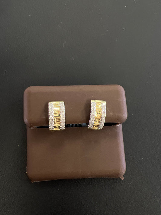 10k gold earrings with .25ct diamonds