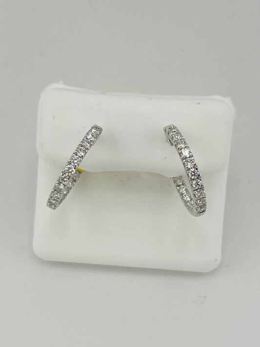 Silver 925  hoop earring with lab diamond
