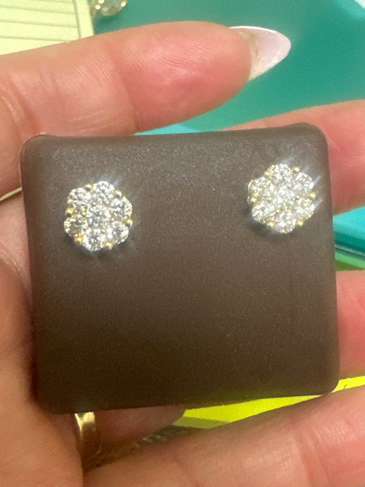 14k  diamond flower earrings 1.00ct