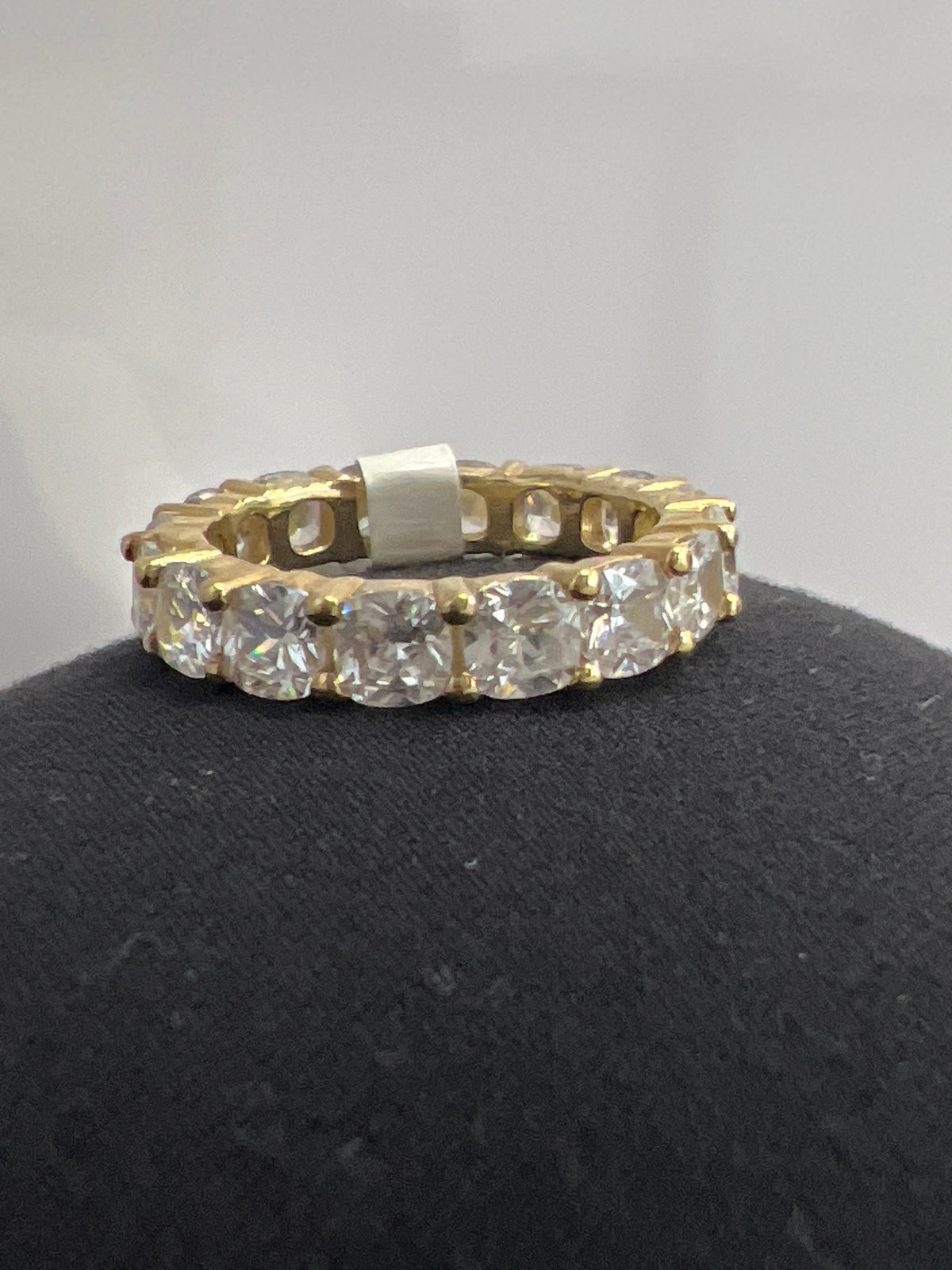 10k tennis ring many stones (ed)