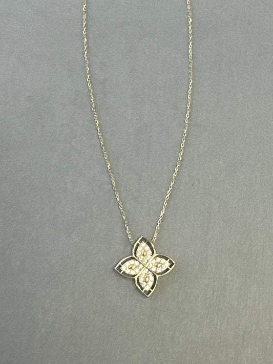 14k Necklace flower shape