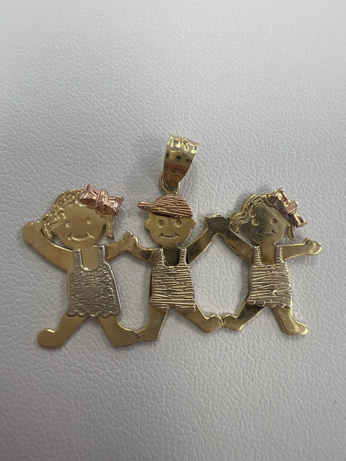 14k pendant 3 kids