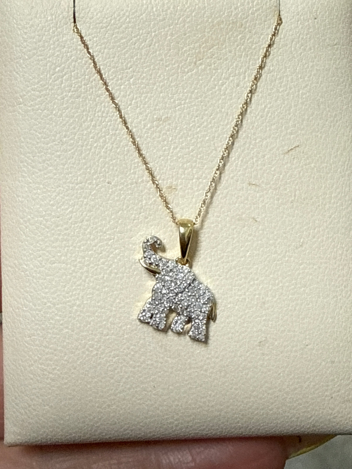 10k diamonds Elephant necklace