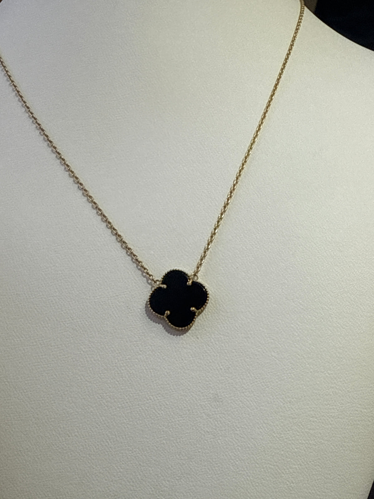 10k necklace clover black