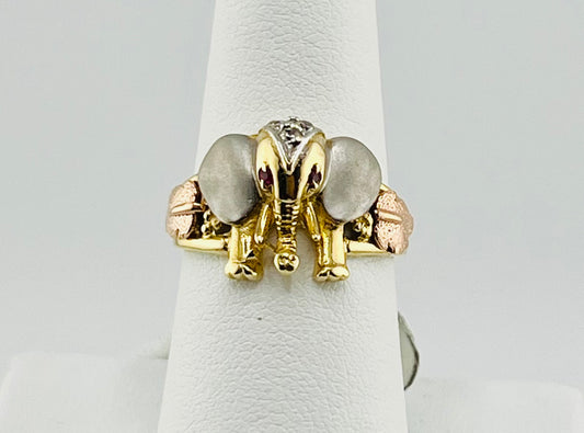 14k tri-colored elephant ring with red and white stones