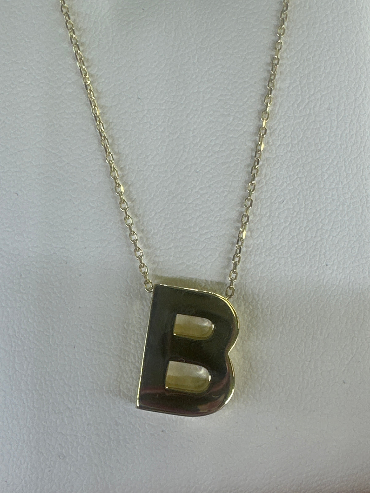 14k letter B necklace 2.7g