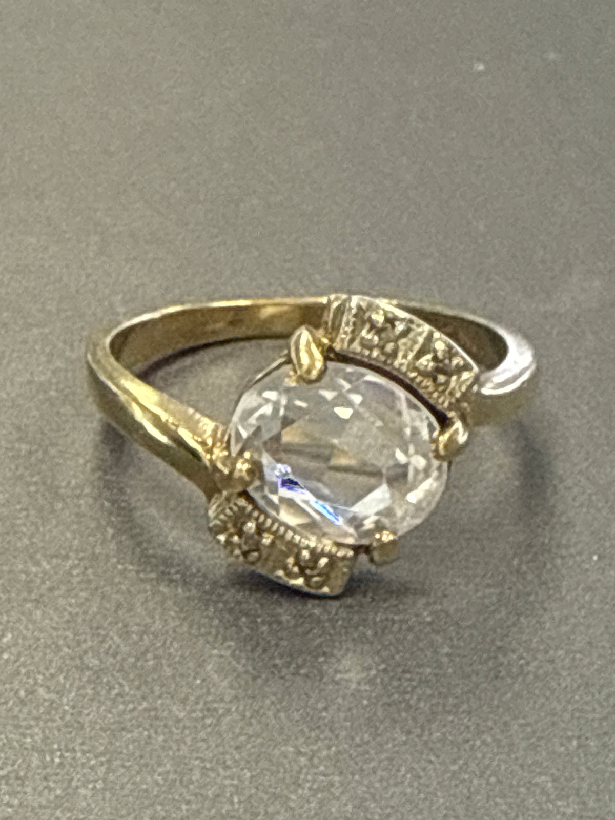 14k ring ladies with stone