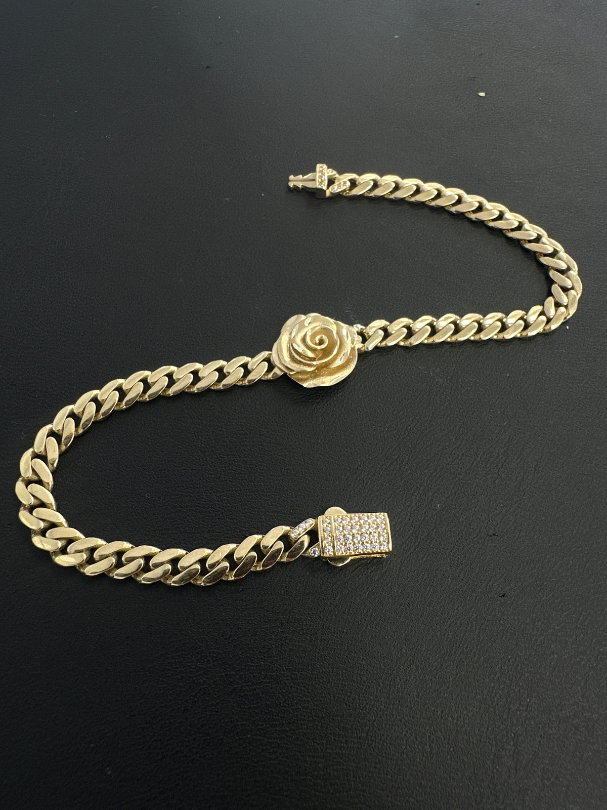 14k monaco bracelet con una rosa rose 6.12g