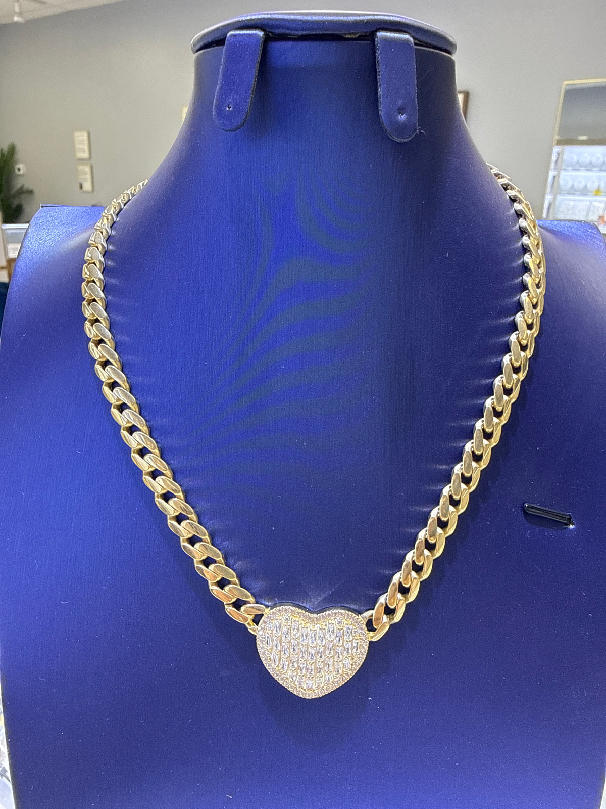 10k Monaco plain necklace with heart 17”