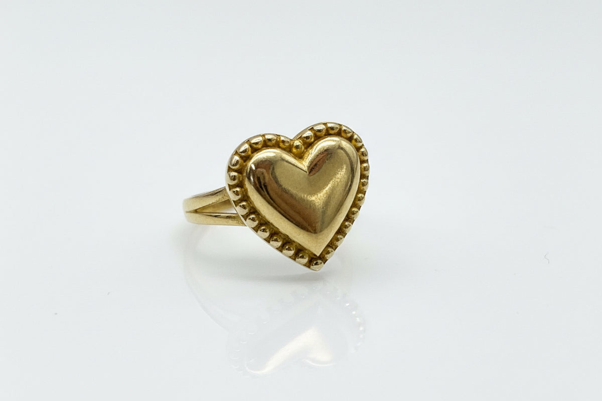 10k ring ladies heart external design