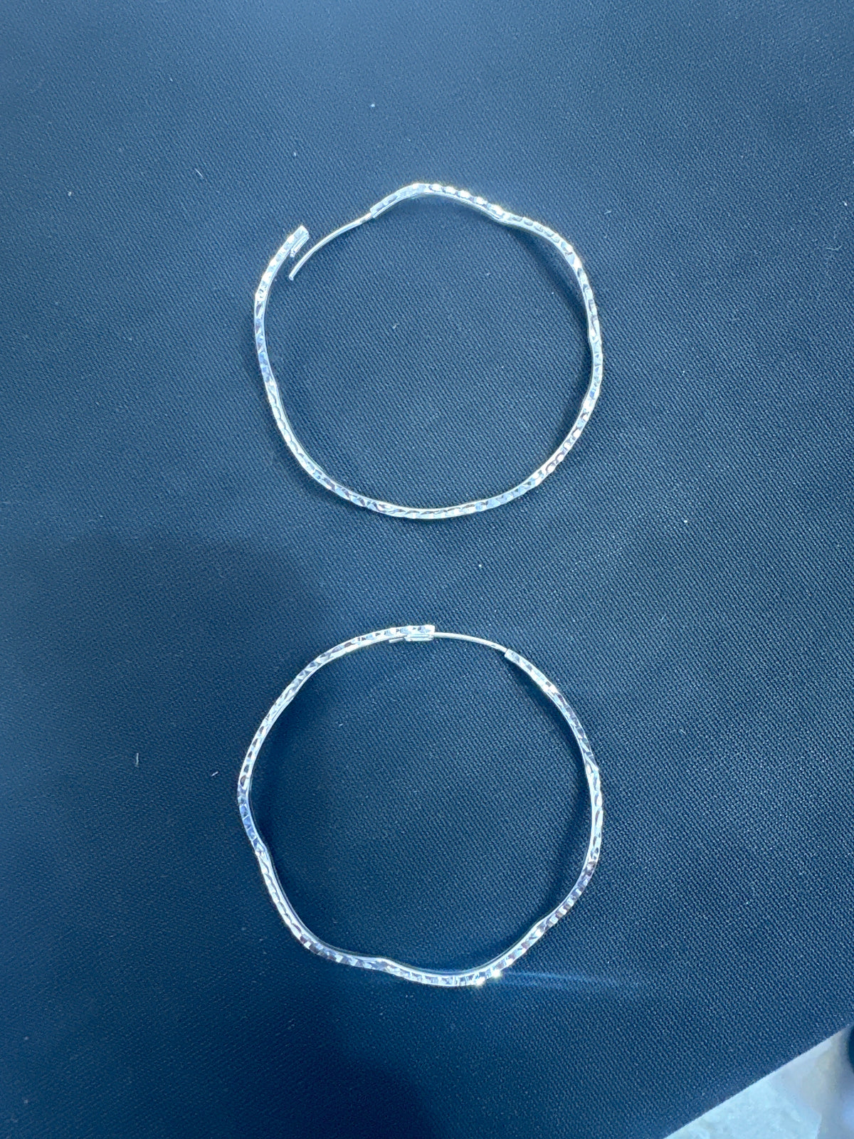 14k Earring big hoop white gold star shape