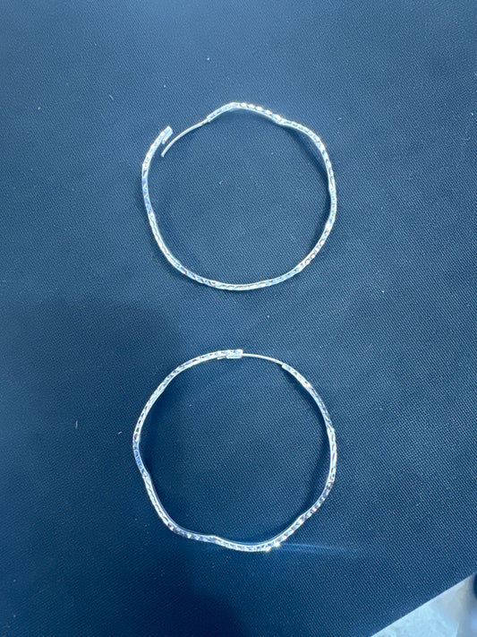 14k Earring big hoop white gold star shape