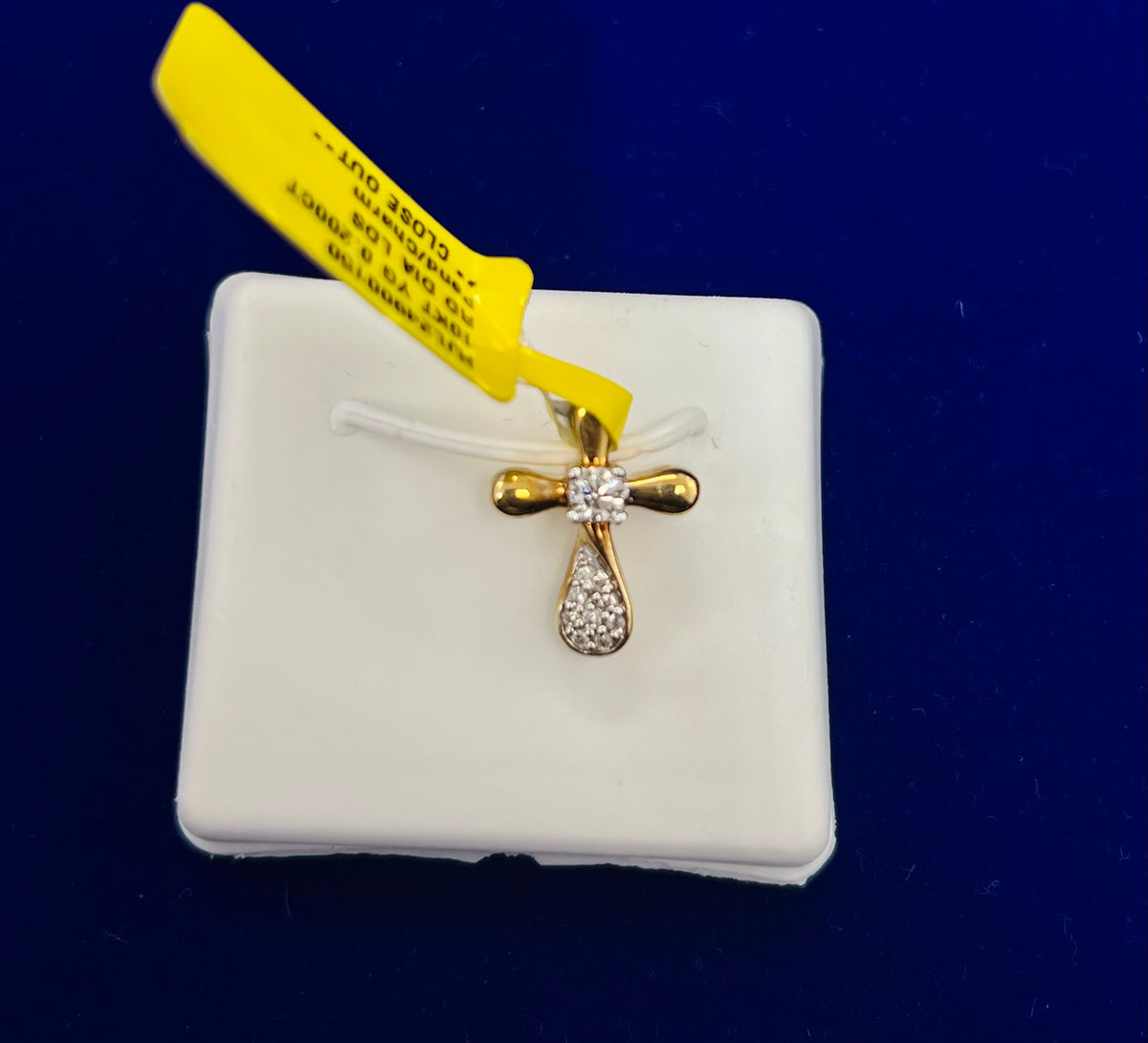 10k 0.20ct diamond cross pendant