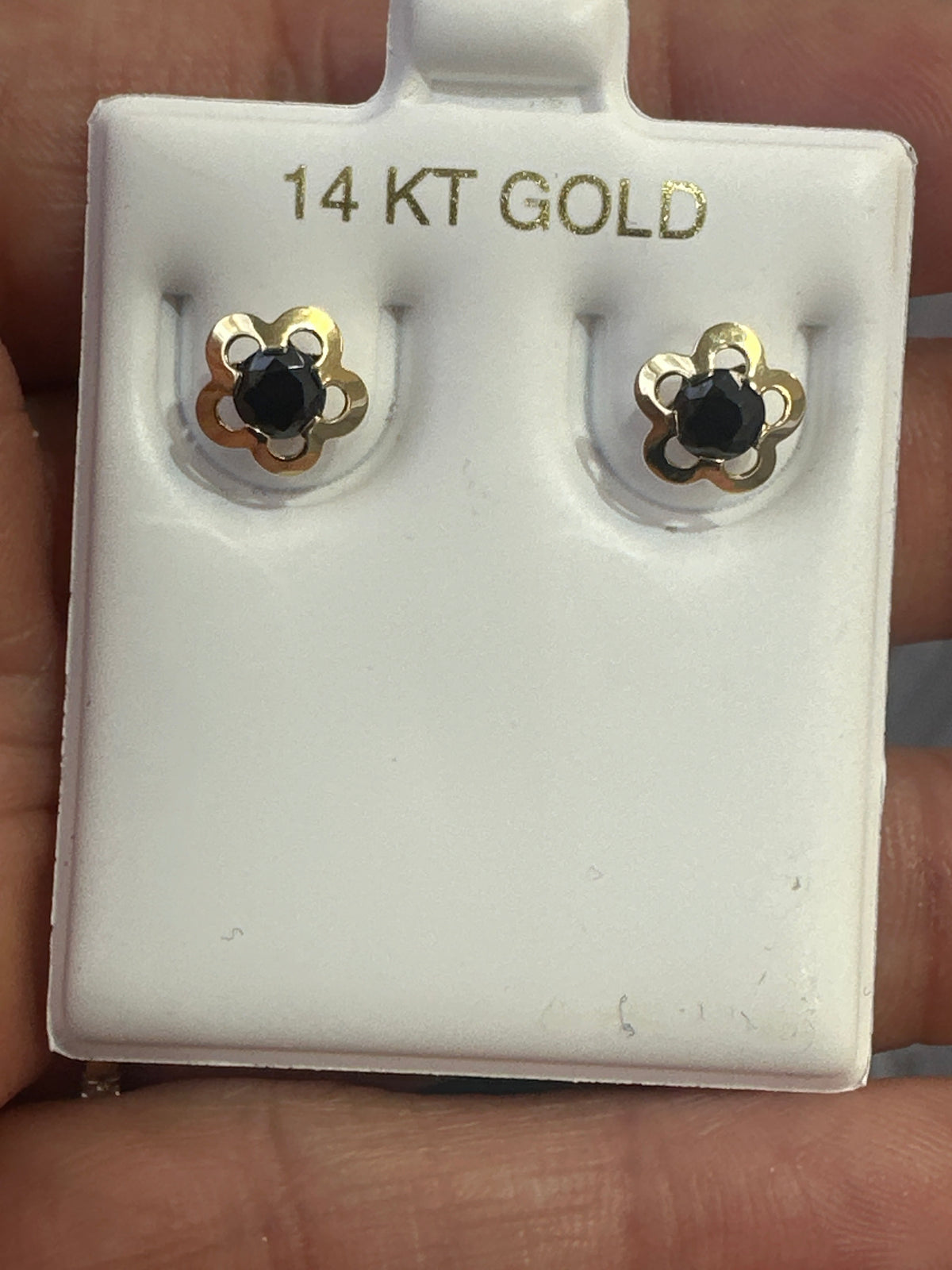 14k Earring small flower