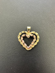 14k two toned heart pendant 1.06g