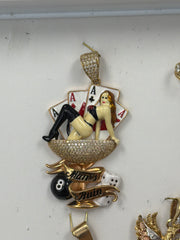 14k gambling woman cards pendant "Man's Ruin"